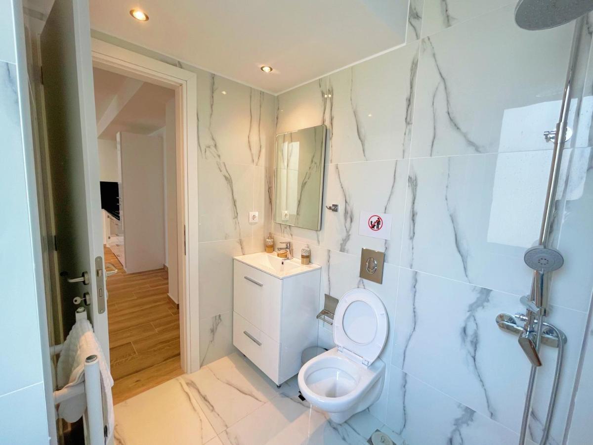 Wsd Paleo Faliro Stylish 1Bd Apt Near Marina & Beach Aten Exteriör bild